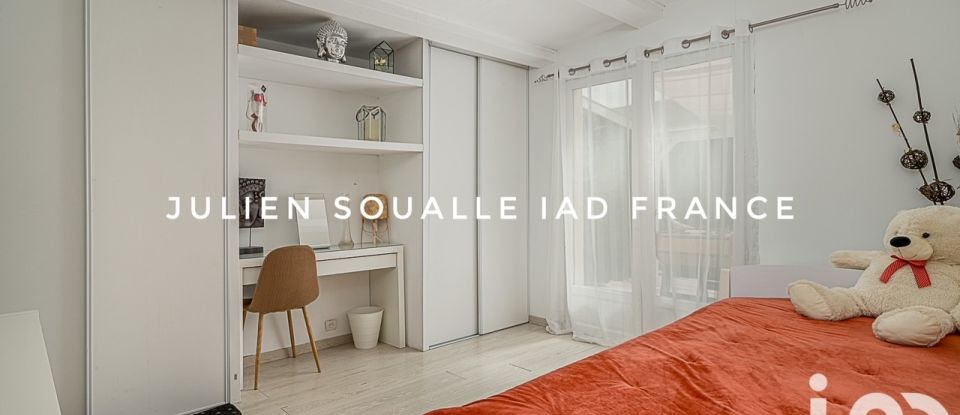 Maison traditionnelle 6 pièces de 165 m² à Marseille (13013)