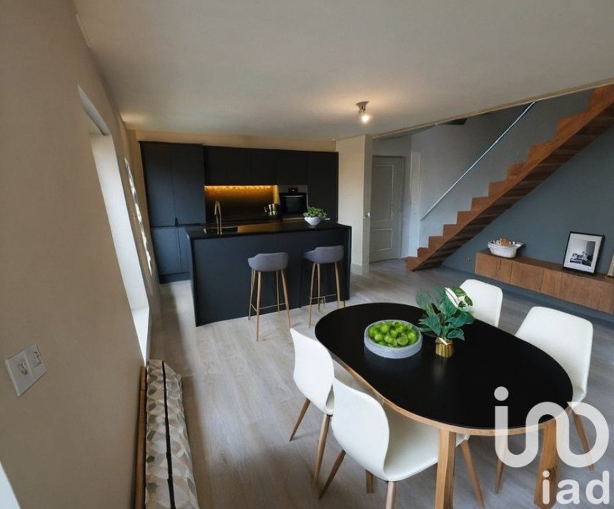 Town house 8 rooms of 191 m² in Raismes (59590)