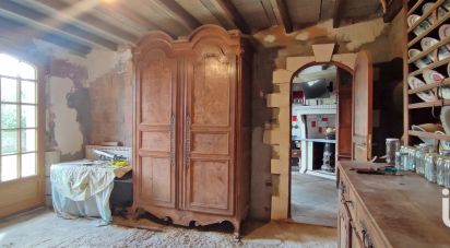 Traditional house 6 rooms of 177 m² in Loiré-sur-Nie (17470)