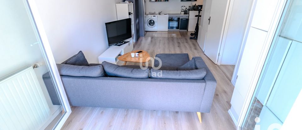 Appartement 2 pièces de 44 m² à Romainville (93230)