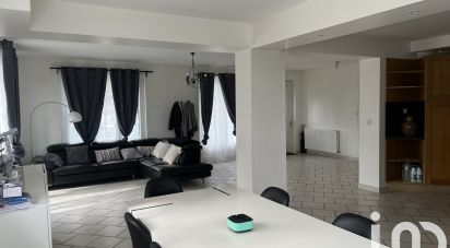 Maison 7 pièces de 235 m² à Bazoches-sur-le-Betz (45210)