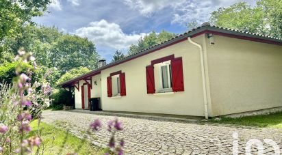 Maison traditionnelle 6 pièces de 151 m² à Louchats (33125)