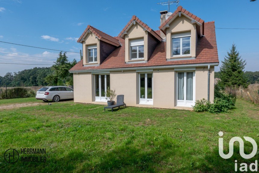 Maison 5 pièces de 134 m² à Gambais (78950)