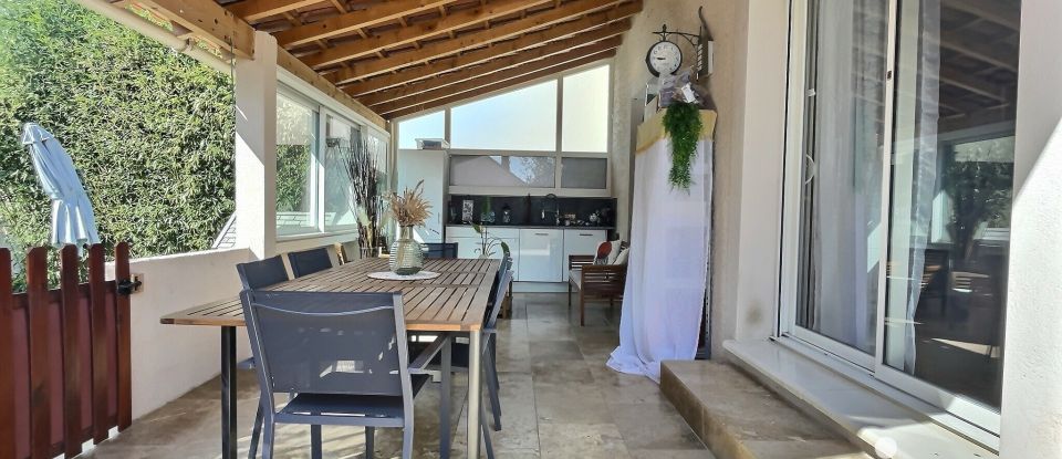 Maison 4 pièces de 94 m² à Arles (13280)