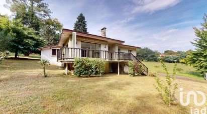 Traditional house 7 rooms of 143 m² in Pouillon (40350)