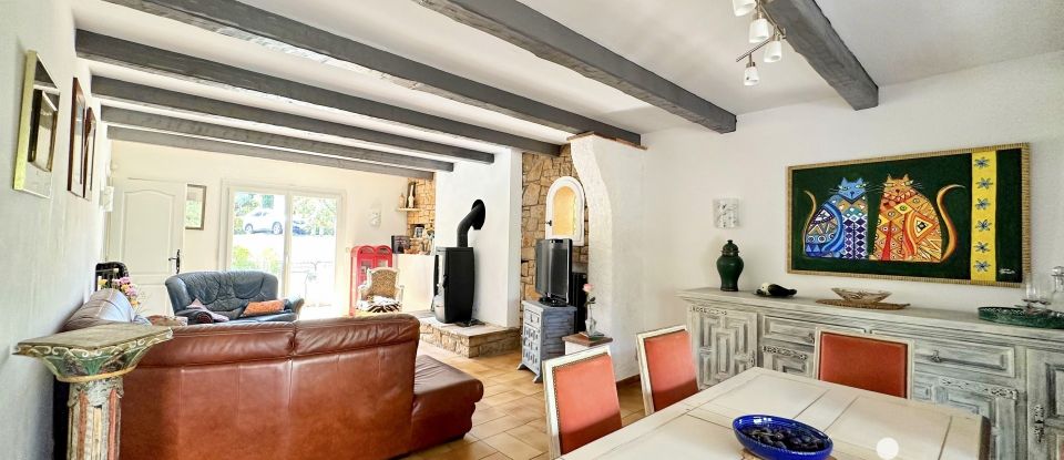 House 5 rooms of 130 m² in Saint-Raphaël (83700)