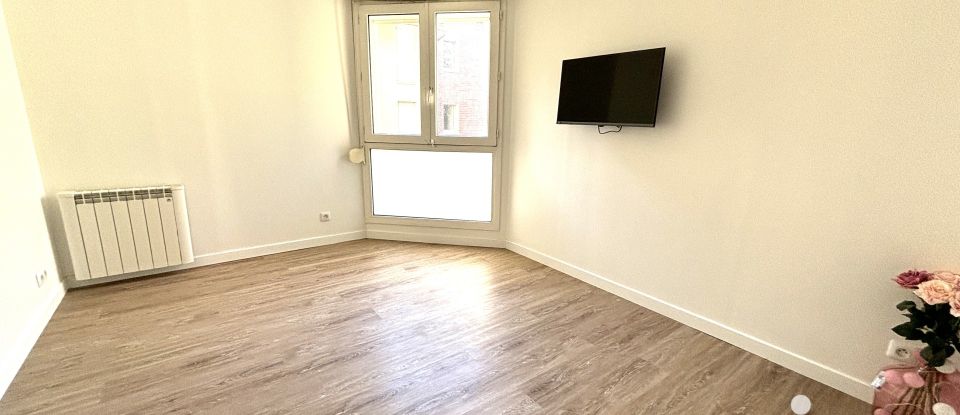 Appartement 3 pièces de 71 m² à Châlons-en-Champagne (51000)