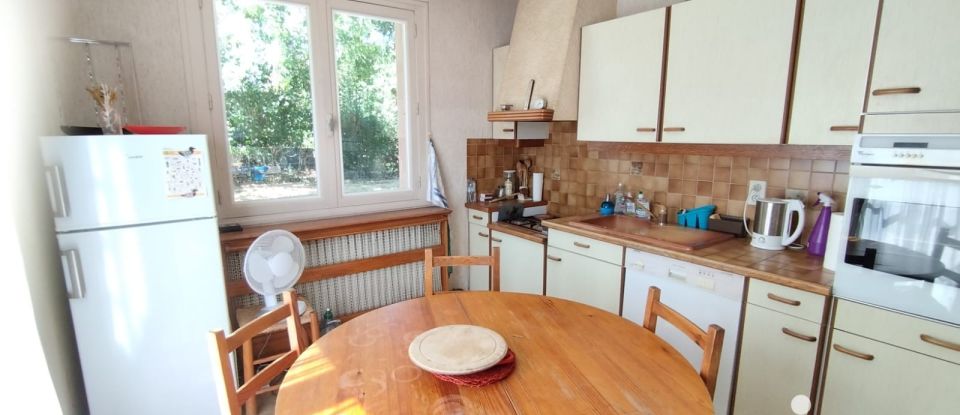 Maison 9 pièces de 180 m² à Pineuilh (33220)