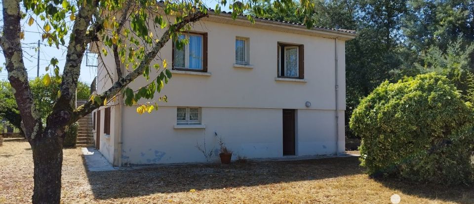 Maison 9 pièces de 180 m² à Pineuilh (33220)