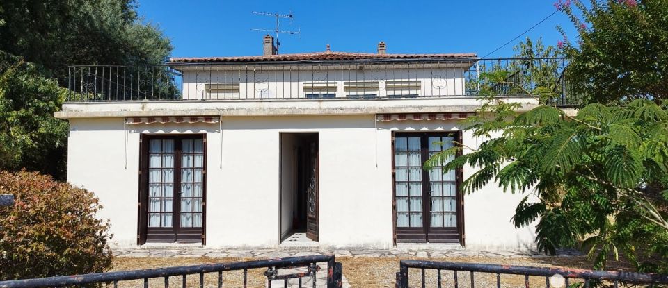 Maison 9 pièces de 180 m² à Pineuilh (33220)