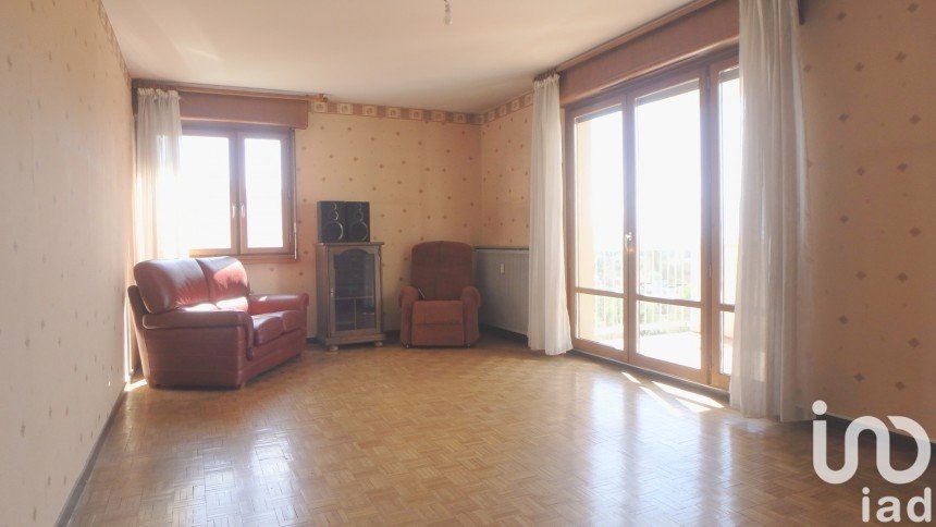 Apartment 4 rooms of 81 m² in Meylan (38240)