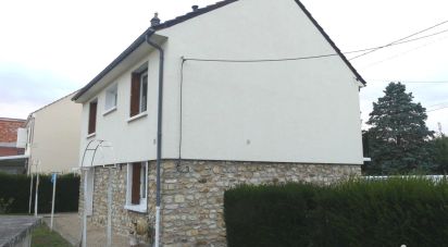 Maison 4 pièces de 77 m² à Dammarie-les-Lys (77190)