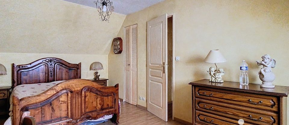 Traditional house 5 rooms of 118 m² in Guercheville (77760)