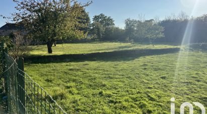 Land of 2,218 m² in Lys-Haut-Layon (49540)