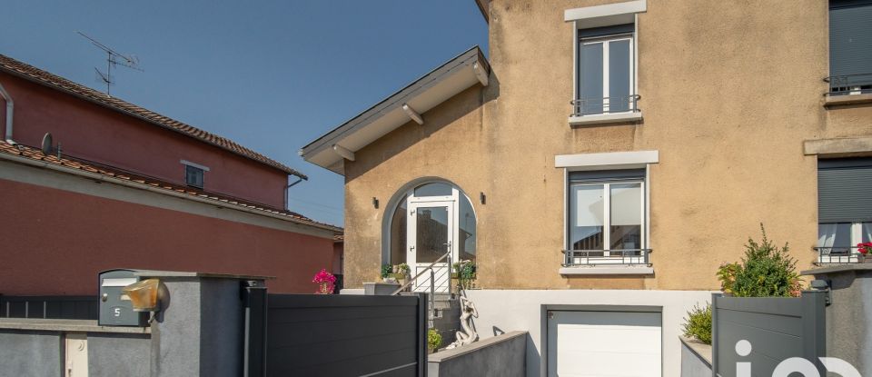 House 6 rooms of 91 m² in Errouville (54680)