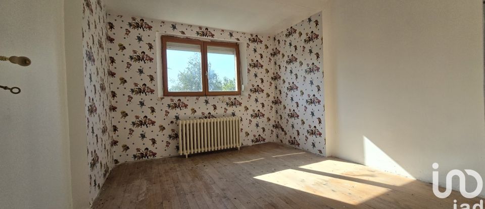 Village house 6 rooms of 100 m² in Sissonne (02150)