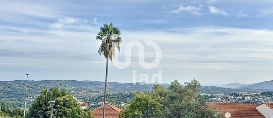 Appartement 2 pièces de 44 m² à Grasse (06130)