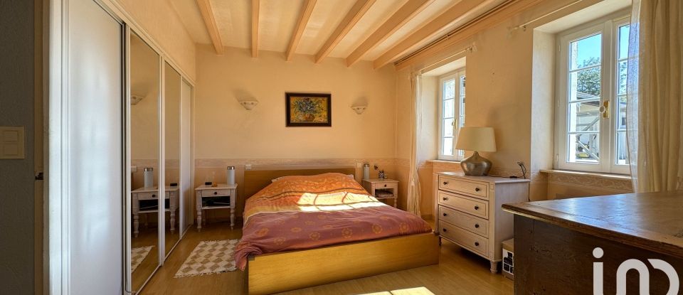 Longere 6 rooms of 169 m² in Sérigné (85200)