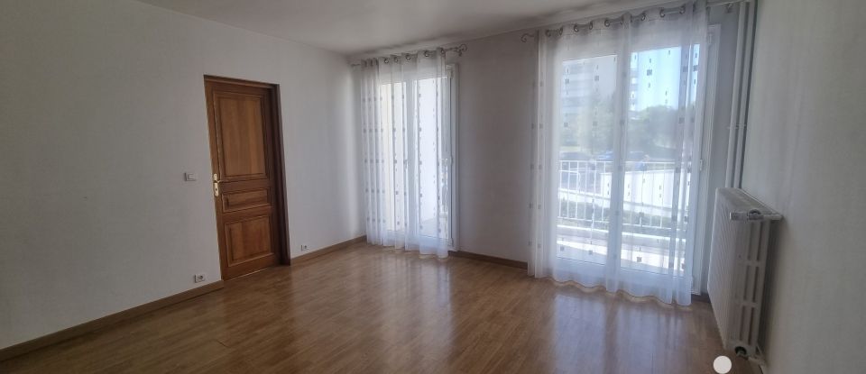 Apartment 5 rooms of 90 m² in Reims (51100)