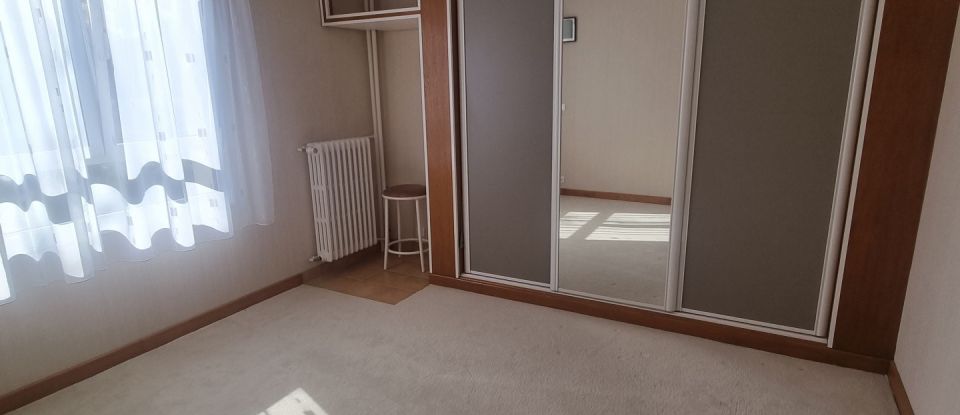 Apartment 5 rooms of 90 m² in Reims (51100)