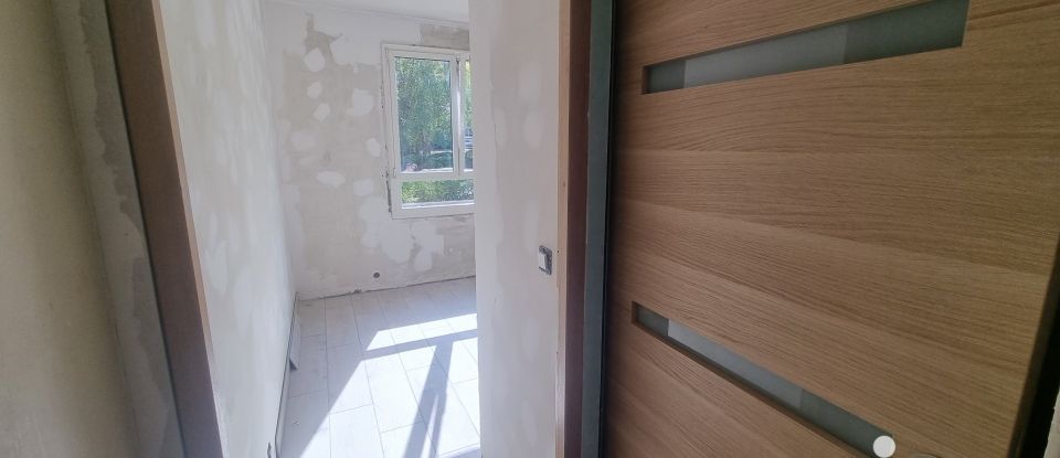 Appartement 5 pièces de 90 m² à Reims (51100)