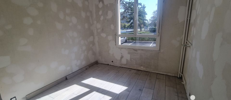 Appartement 5 pièces de 90 m² à Reims (51100)