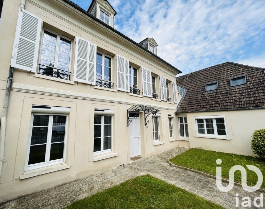 Mansion 7 rooms of 193 m² in Oulchy-le-Château (02210)