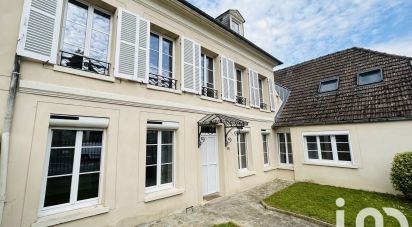 Demeure 7 pièces de 193 m² à Oulchy-le-Château (02210)