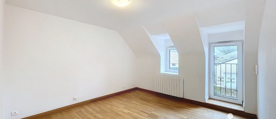 Maison de ville 5 pièces de 76 m² à Bains-sur-Oust (35600)