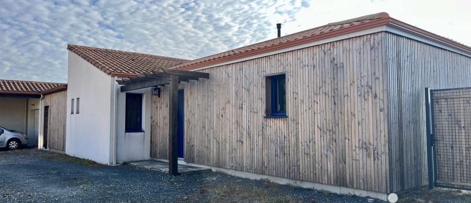 Maison 5 pièces de 146 m² à Cugand (85610)