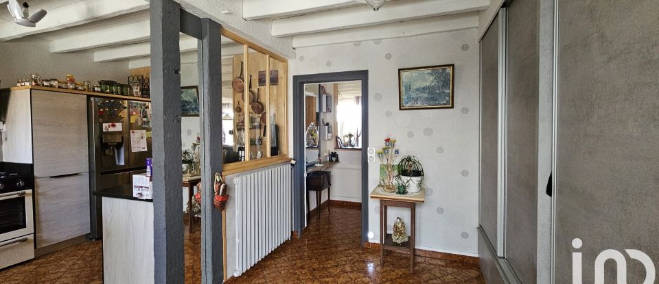 Maison 8 pièces de 240 m² à Torsac (16410)