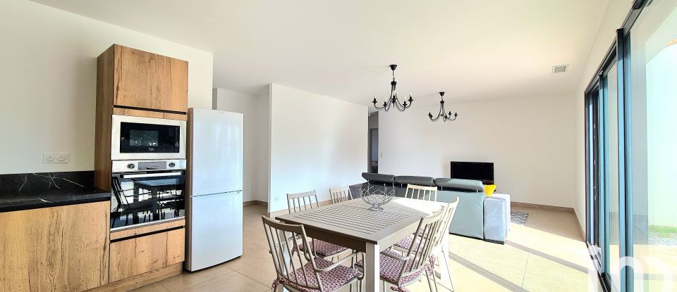 Maison 4 pièces de 94 m² à Espira-de-l'Agly (66600)