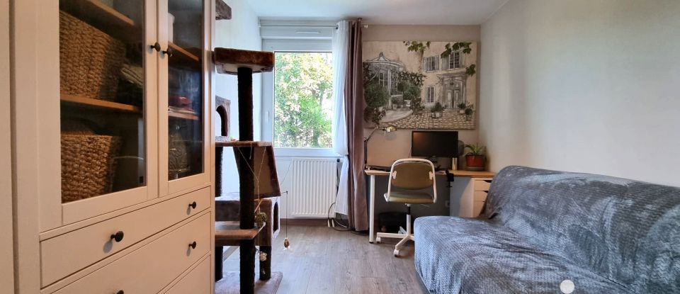 Apartment 3 rooms of 70 m² in Bétheny (51450)