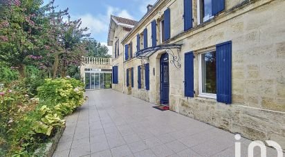 Domaine 10 pièces de 380 m² à Marsas (33620)