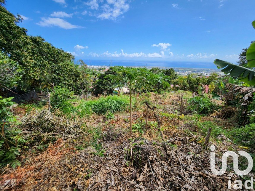 Terrain de 1 940 m² à Saint-Denis (97490)