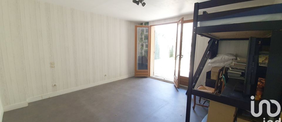 Maison 6 pièces de 112 m² à Carrières-sur-Seine (78420)