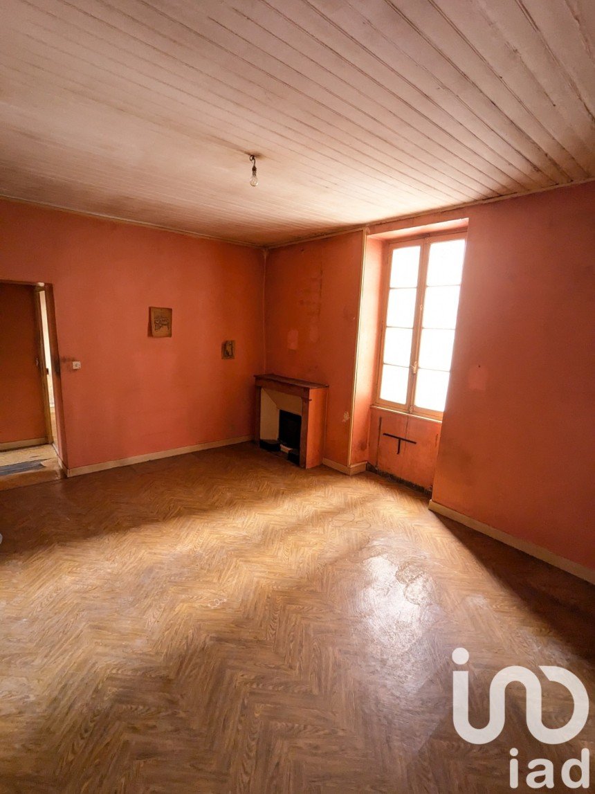 Appartement 2 pièces de 46 m² à Aouste-sur-Sye (26400)