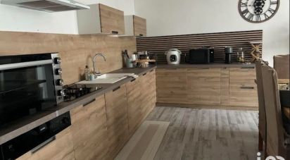 Maison 5 pièces de 89 m² à Saint-Rémy-de-Sillé (72140)