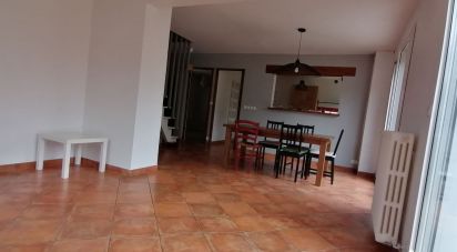 House 5 rooms of 150 m² in Saint-Pierre-lès-Nemours (77140)