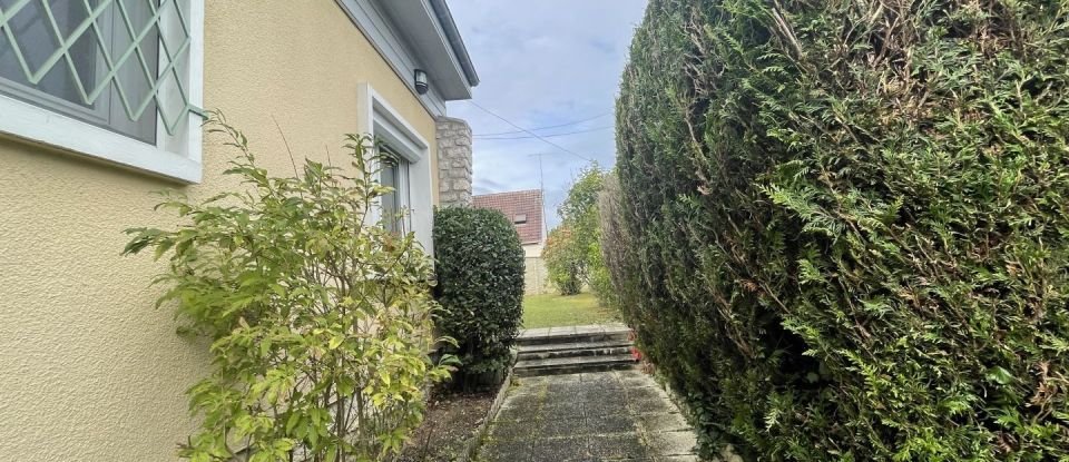 Maison 5 pièces de 150 m² à Saint-Pierre-lès-Nemours (77140)