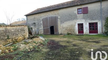 Village house 5 rooms of 210 m² in Chef-Boutonne (79110)