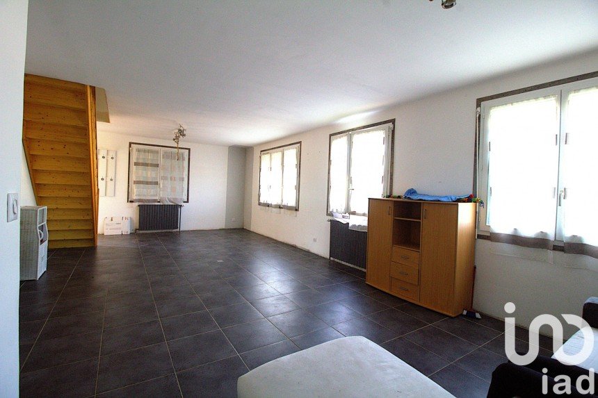 House 5 rooms of 114 m² in Patay (45310)