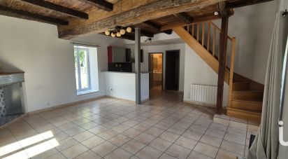 House 6 rooms of 93 m² in Cherves-Richemont (16370)