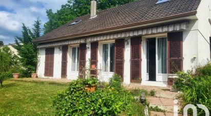 Traditional house 6 rooms of 121 m² in Viarmes (95270)