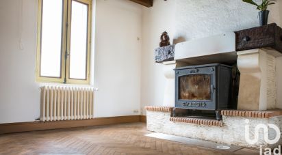 Maison 7 pièces de 189 m² à Loire-Authion (49800)