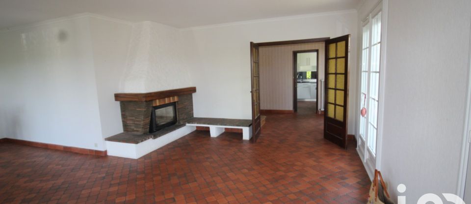 Traditional house 5 rooms of 134 m² in Chaulgnes (58400)