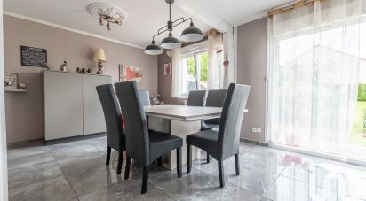 Maison 6 pièces de 139 m² à Haudainville (55100)