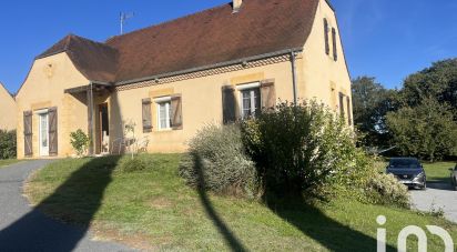 Maison traditionnelle 8 pièces de 156 m² à Salignac-Eyvigues (24590)