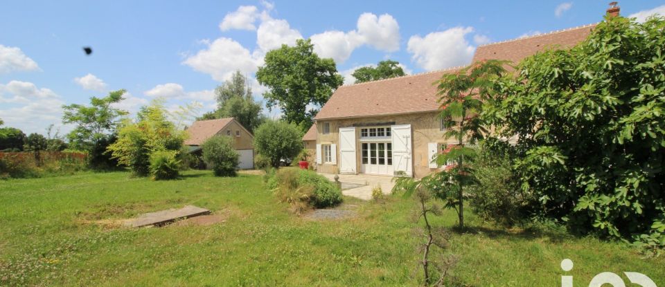 Longere 5 rooms of 247 m² in Le Chautay (18150)