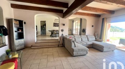 Maison traditionnelle 8 pièces de 192 m² à Sanary-sur-Mer (83110)